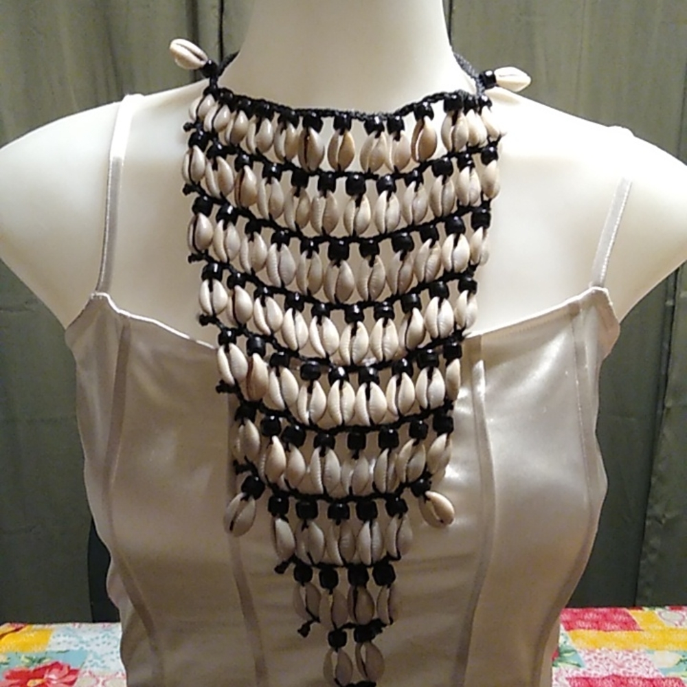 Handmade shell and bead necklace and bracelet